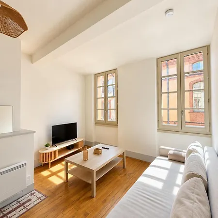 Dans Le Centre De 4 Personnes Apartment *