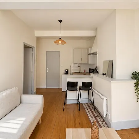 Dans Le Centre De 4 Personnes Apartment